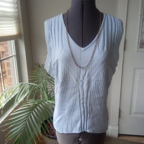 Gloria Vanderbilt Ice Blue Ribbed Shell - Picture 2 of 8